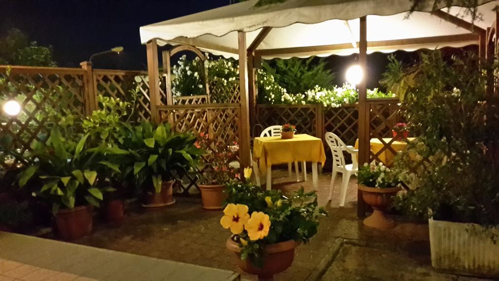 Hotel Garden Ristorante Salsomaggiore Terme Dış mekan fotoğraf